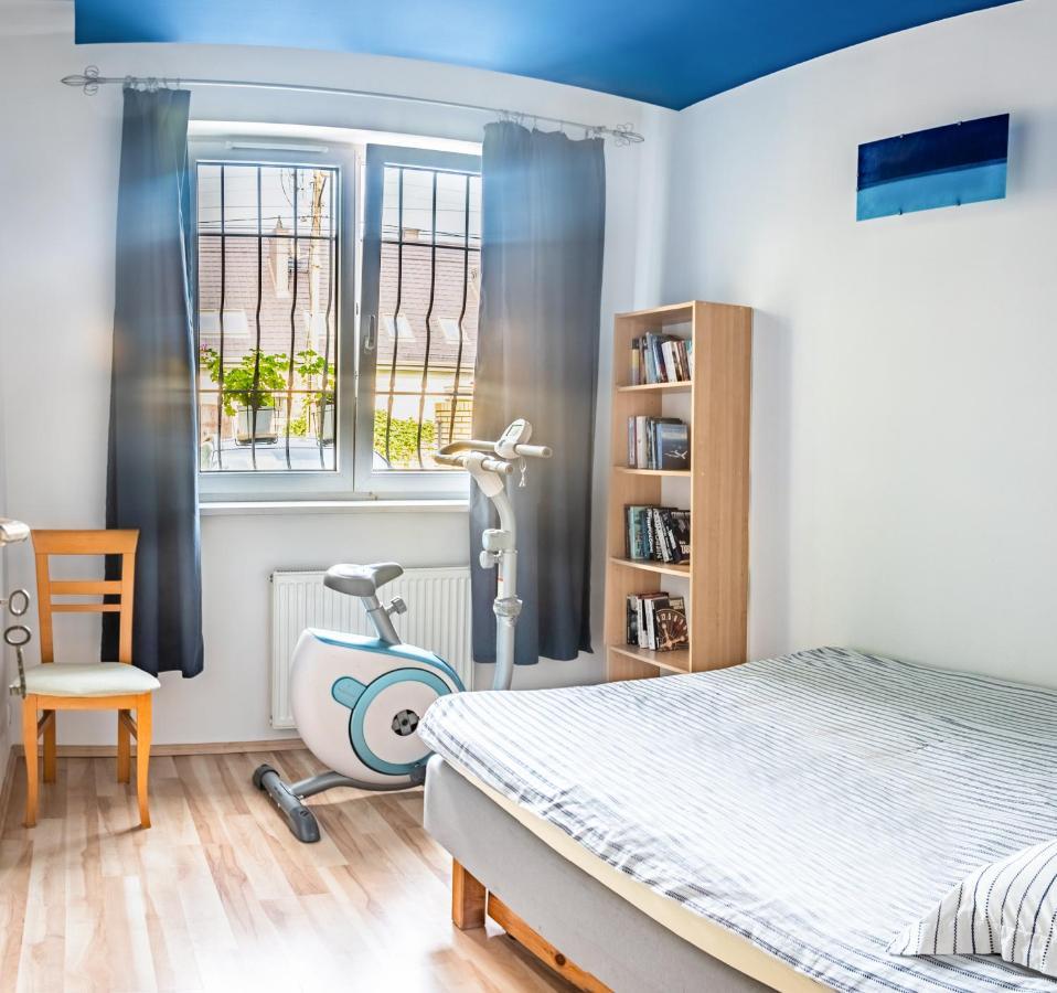 Apartament Z Parkingiem Varsovia Exterior foto
